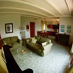 Appartamento Red House Conditioned Whit Pool Enchanting View