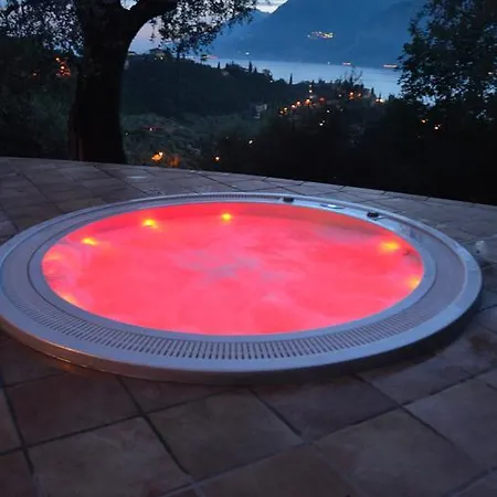 Appartamento Red House Conditioned Whit Pool Enchanting View